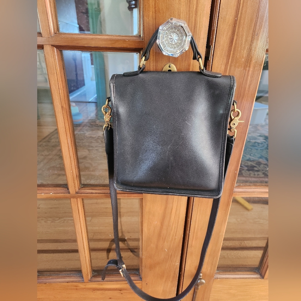 Coach Vintage Station Bag Black - Picture 2 of 4